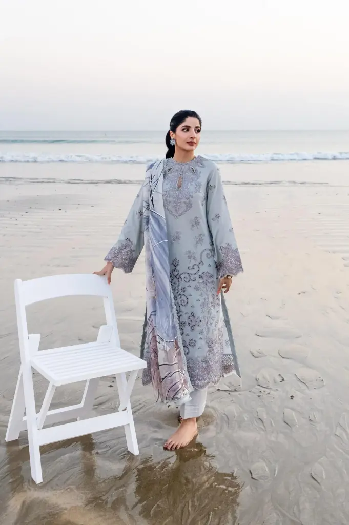 Saagar Luxury Festive Lawn '25 ZUMAR
